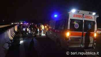 Bari, auto contro carro attrezzi all'uscita di via Caldarola: due morti, un uomo e una donna - La Repubblica