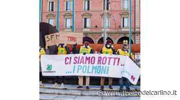 Il fronte del no in piazza "L’opera è un problema" - il Resto del Carlino