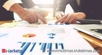 Add Shriram Transport Finance Company, target price Rs 1552: HDFC Securities - Economic Times