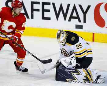 Linus Ullmark backstops Boston Bruins to 4-2 victory over Calgary Flames - Toronto Star