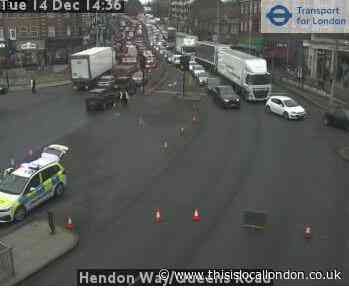 Major traffic delays in Hendon after water pipe bursts on A41