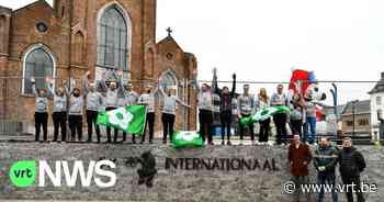 Monument "5x Beringen" krijgt mooie plek na herinrichting van markt - VRT NWS