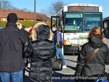 Mobile vaccine clinic attracts hundreds in Cornwall - Standard Freeholder