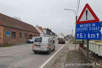 ‘Trillende’ steenweg wordt eindelijk aangepakt: “Elk jaar tientallen klachten over geluidshinder”