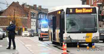 Twee voetgangers op zebrapad aangereden door lijnbus: beide slachtoffers kritiek - Het Laatste Nieuws