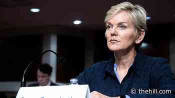 Energy chief: We are 'not considering' oil export ban