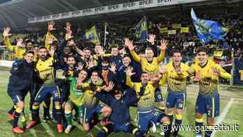 Modena-show, decimo successo di fila. Il Bari vince il derby - La Gazzetta dello Sport