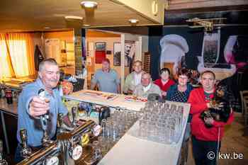 Nico Vandeverre al vier jaar patron in café De Kroone in Lendelede: “Hier is de regel van de drie aapjes heilig” - KW.be