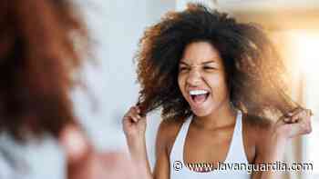 Rizos libres: así se cuidan para presumir del peinado de moda - La Vanguardia