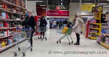 We went to B&M, The Range and Tesco to see how Grimsby shoppers are handling new Plan B Covid rules - Grimsby Live