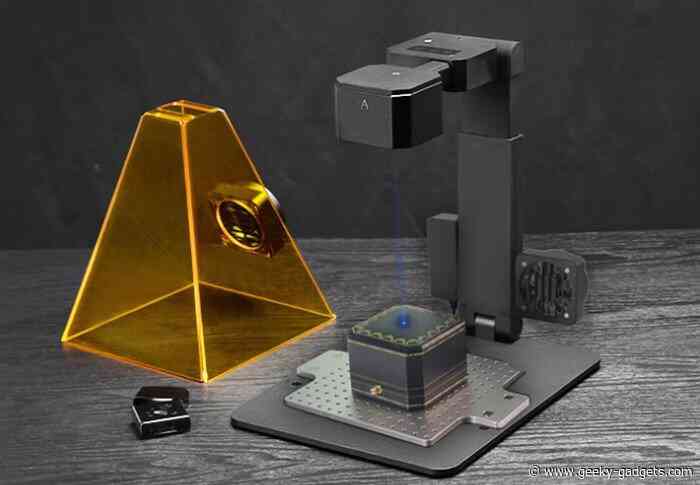 Amika 5W laser engraver can engrave metal, wood, plastic and even food