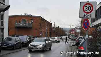 Der Röthelheimpark Erlangen soll einen neuen verkehrsberuhigten Bereich bekommen - Nordbayern.de