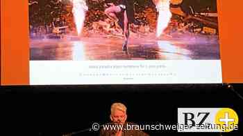 Wie Heinz Strunk sich in Braunschweig selbst enthüllt - Braunschweiger Zeitung