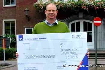 Burgemeester brengt brunch aan huis voor goede doel