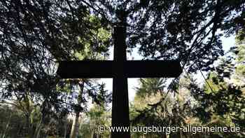 15 Gräber auf Westfriedhof geschändet: Polizei sucht nach Täter
