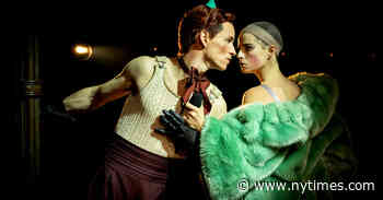 Review: First the Party, Then the Crash, in a ‘Cabaret’ Revival