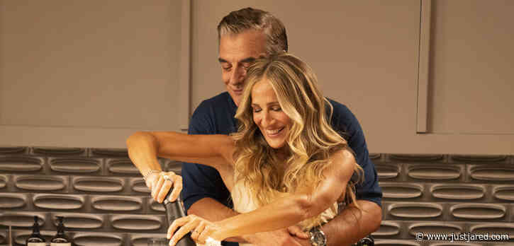 Chris Noth Explains Why Carrie Didn't Call 911 During That 'And Just Like That...' Scene