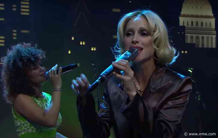 Watch St Vincent’s ‘Austin City Limits’ performance of ‘At The Holiday Party’