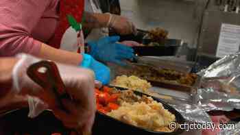 PIT Stop and Kamloops Daybreak Rotary provide more than 330 Christmas meals on Sunday - CFJC Today Kamloops