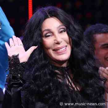 Cher stuns 'beautiful couple' by offering to take date night photo