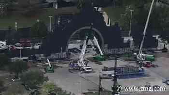 Travis Scott Astroworld Stage Finally Torn Down, Weeks After Deadly Concert - TMZ