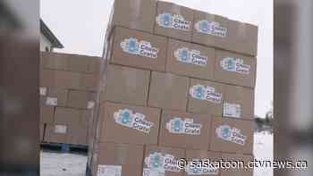 Saskatoon foundation spreads cheer to families in need - one crate at a time