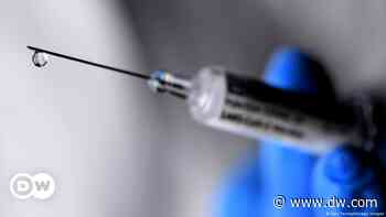 Germany scrambles to buy millions of coronavirus vaccine doses | DW | 15.12.2021 - DW (English)