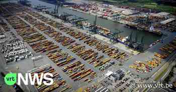 Matroos valt in Bevrijdingsdok in haven van Antwerpen en overlijdt - VRT NWS