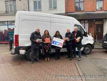 Vehicle gift to food bank in memory of former mayor of Wolverhampton - expressandstar.com