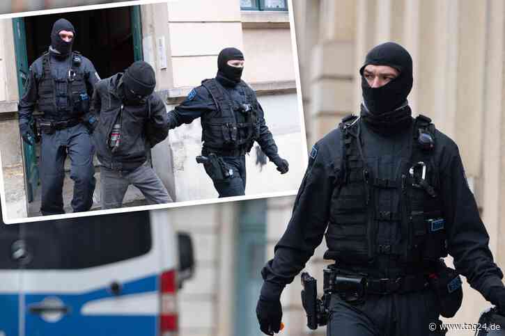 Polizei stürmte Wohnungen und fand Waffen: So lief die Großrazzia in Dresden ab! - TAG24