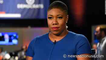 Symone Sanders, Harris’ chief spokesperson, to leave White House - News Nation USA