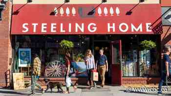 Calgarians shop local for the holidays amid supply chain issues, online delivery delays