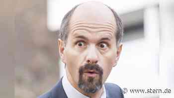 "Stromberg" ist zurück und wirbt für Corona-Impfung - STERN.de