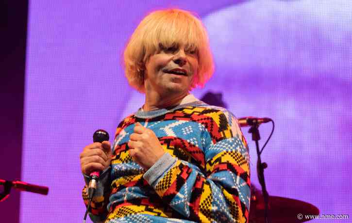The Charlatans postpone rest of UK tour due to crew members catching COVID