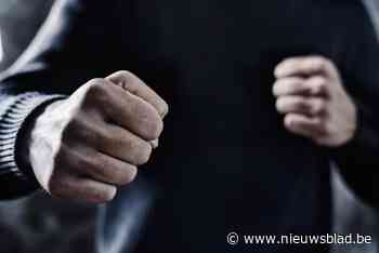 Man heeft meerdere vriendinnen op zelfde moment en gaat door het lint als ze hem daarmee confronteren - Het Nieuwsblad