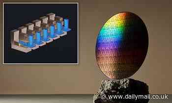 Samsung and IBM unveil new chip they say will keep smartphone batteries charged for a WEEK