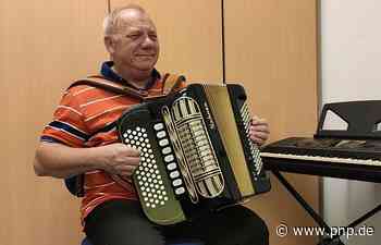 Der klingende Adventskalender: Tür 15 mit Musiklehrer Gottfried Wölfl - Passauer Neue Presse