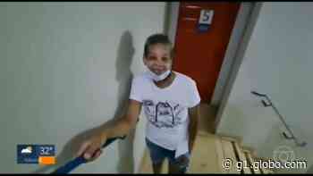 Sem elevadores suficientes, moradores acabam encarando 300 degraus de escada em centro social - G1