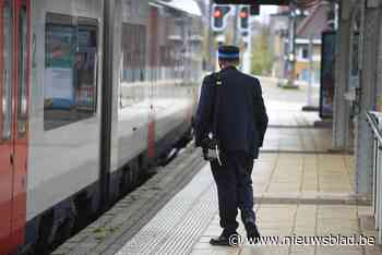 Geen treinverkeer mogelijk tussen Boom en Puurs door hoge waterstand van Rupel - Het Nieuwsblad