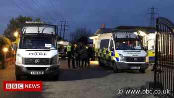 Essex: Five arrested in modern slavery raids