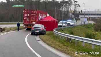 Dodelijk verkeersongeval op Kanaalweg in Tessenderlo - TV Limburg