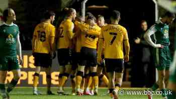Newport County 3-2 Sutton United: Late Dolan penalty gives Exiles win against 10-man U's - BBC News