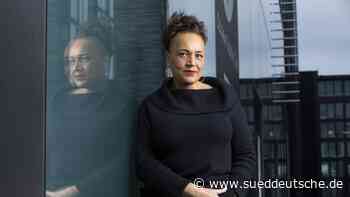 Lesley Lokko leitet die nächste Biennale für Architektur - Süddeutsche Zeitung - SZ.de