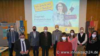 Jugendliche fahren im Landkreis Altötting künftig für zwei Euro im Monat Bus