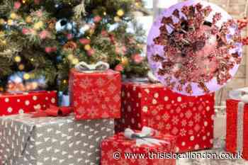 Are Londoners changing their Christmas plans due to Omicron?