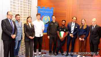 Sfilata di giovani campioni alle premiazioni del Panathlon Lecco - LeccoToday