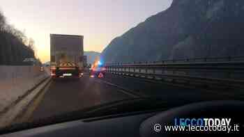 Camion in panne, mattinata di code fra Abbadia a Lecco - LeccoToday