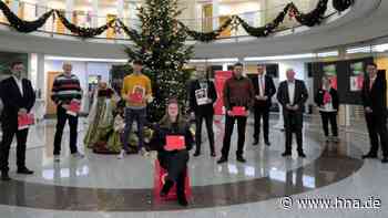 Preisgelder des Sparkassen-Vereinsvotings in Bad Hersfeld übergeben: Ruderverein gewinnt - HNA.de