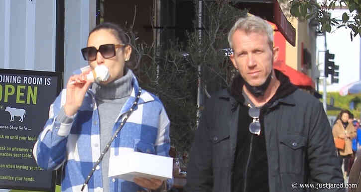 Gal Gadot Enjoys an Ice Cream Cone While Out with Husband Yaron Varsano