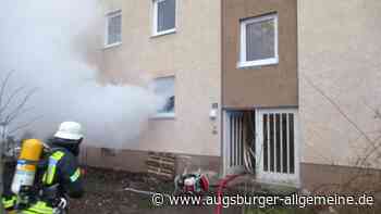 Bei Brand in Mehrfamilienhaus wird eine Person schwerst verletzt